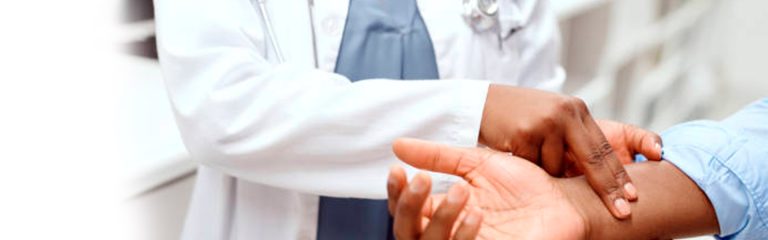 La escasez de médicos en España